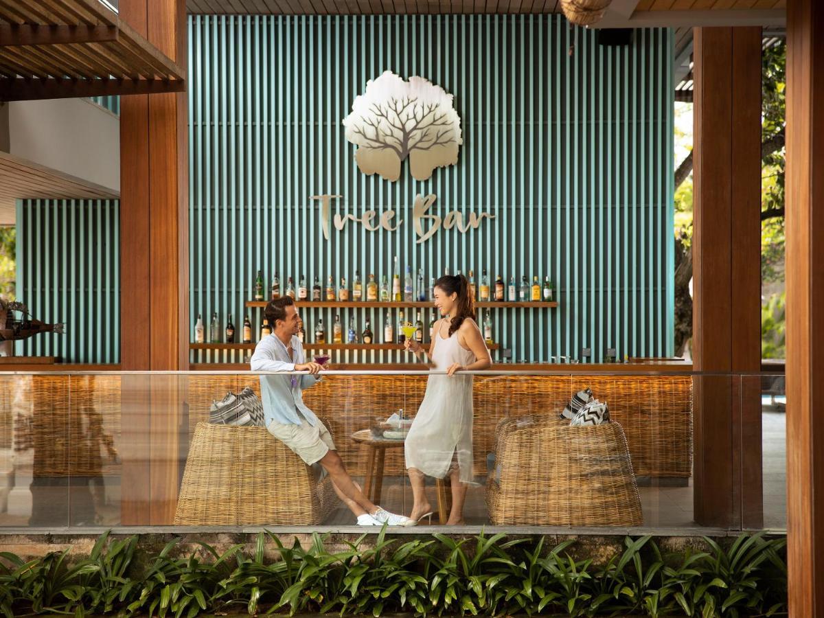 Maya Sanur Resort & Spa Екстериор снимка The bar at the lobby