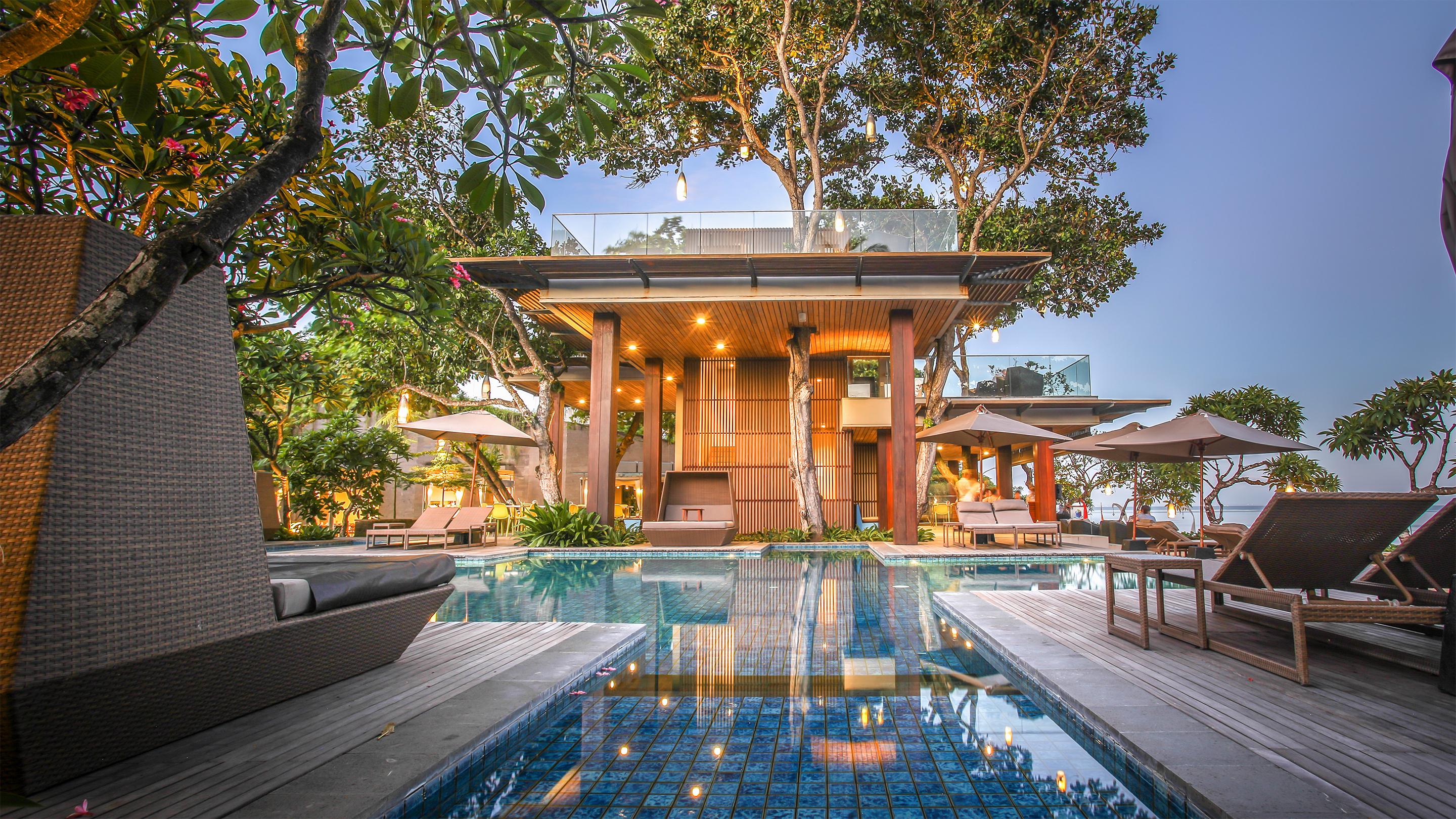 Maya Sanur Resort & Spa Екстериор снимка The swimming pool at the resort
